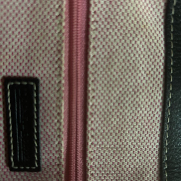 Dooney - Picture 7 of 7